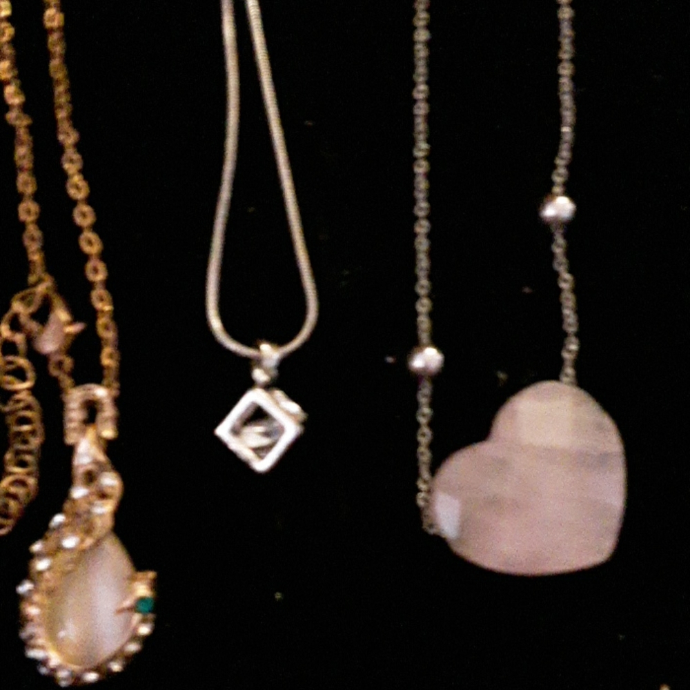 Necklase.earrings